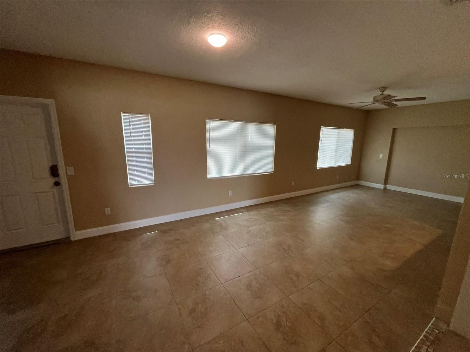 671 SPRING LAKE BLVD NW, PORT CHARLOTTE, FL, 33952