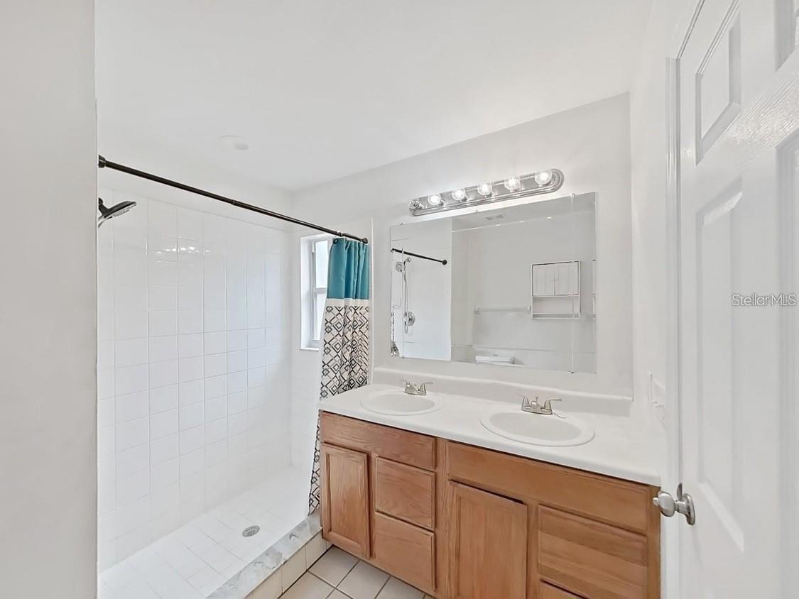 6512 N 24TH ST, TAMPA, FL, 33610