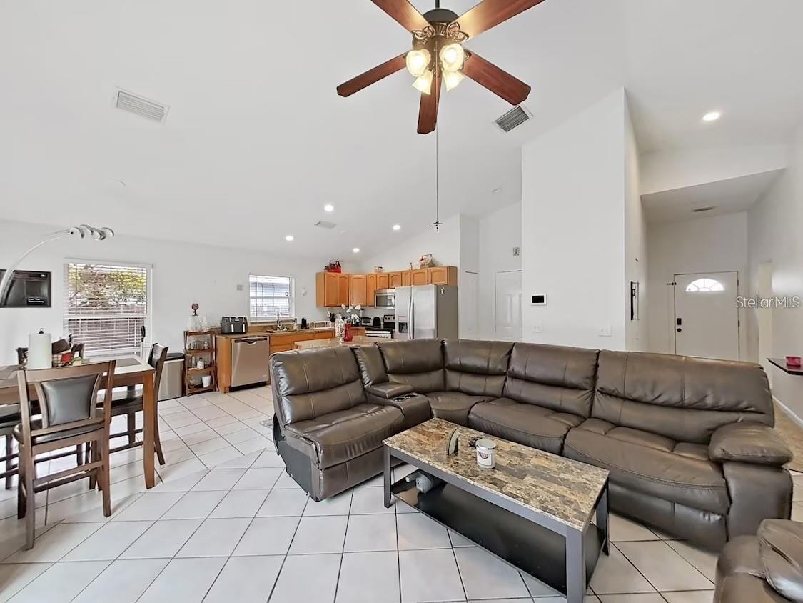 6512 N 24TH ST, TAMPA, FL, 33610