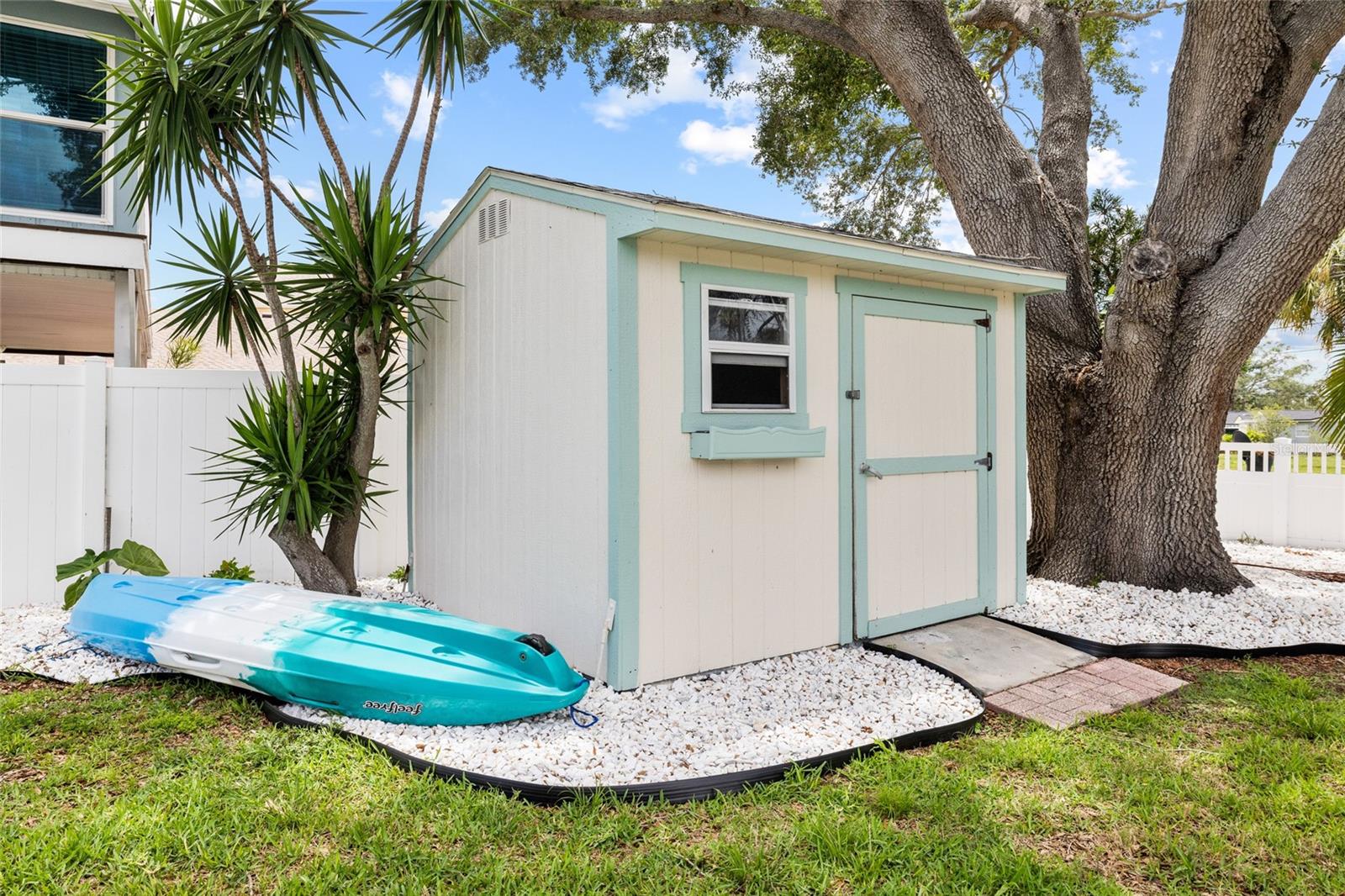 5541 BAYOU GRANDE BLVD NE, ST PETERSBURG, FL, 33703