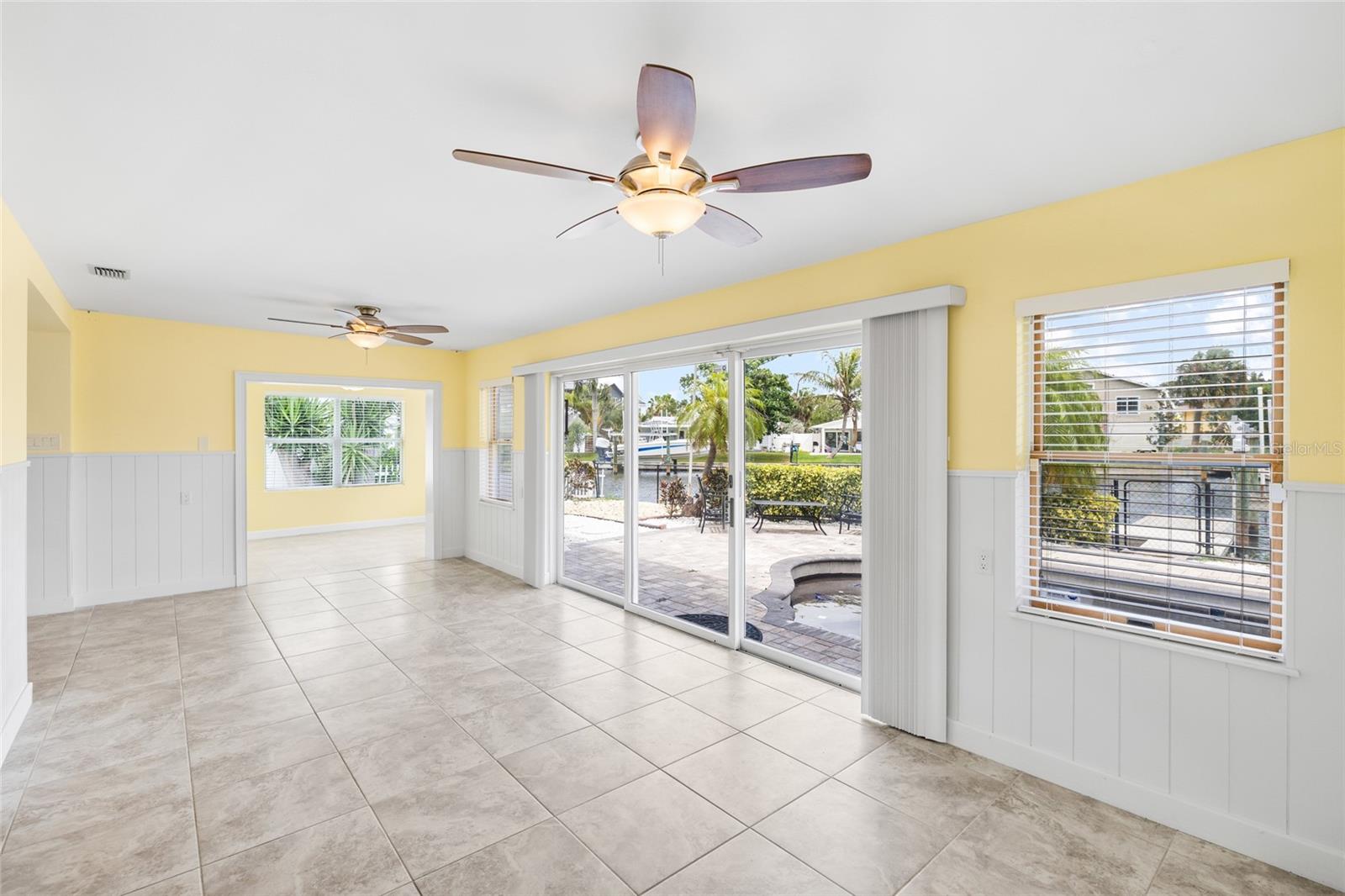 5541 BAYOU GRANDE BLVD NE, ST PETERSBURG, FL, 33703