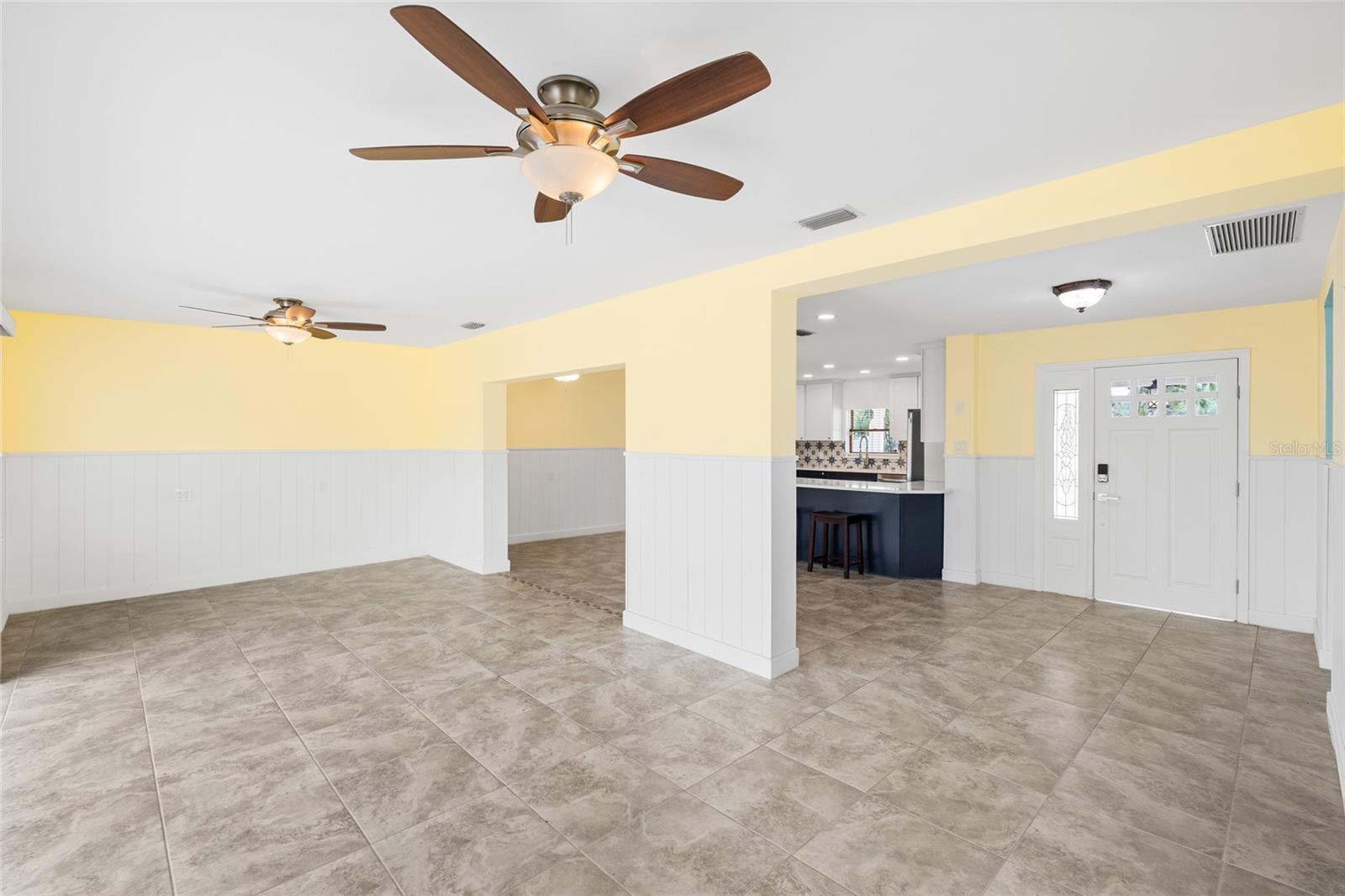 5541 BAYOU GRANDE BLVD NE, ST PETERSBURG, FL, 33703
