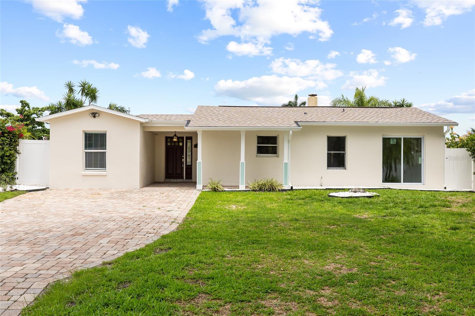5541 BAYOU GRANDE BLVD NE, ST PETERSBURG, FL, 33703