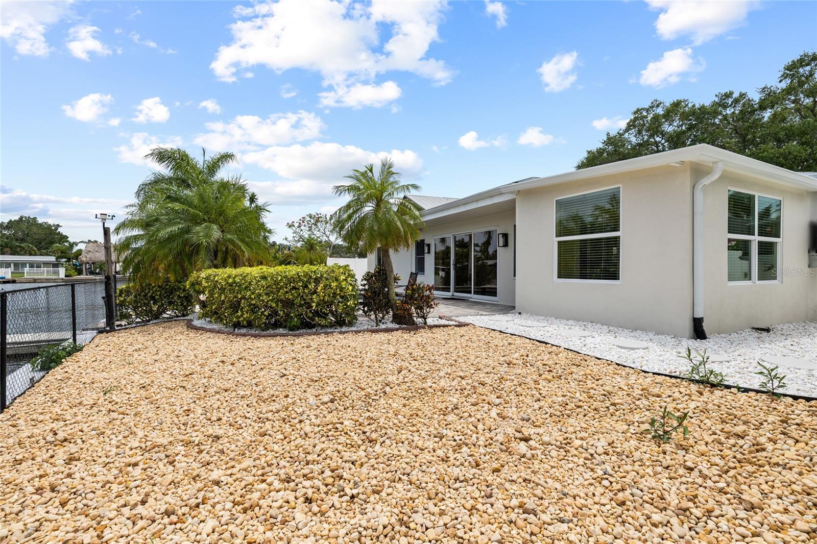 5541 BAYOU GRANDE BLVD NE, ST PETERSBURG, FL, 33703