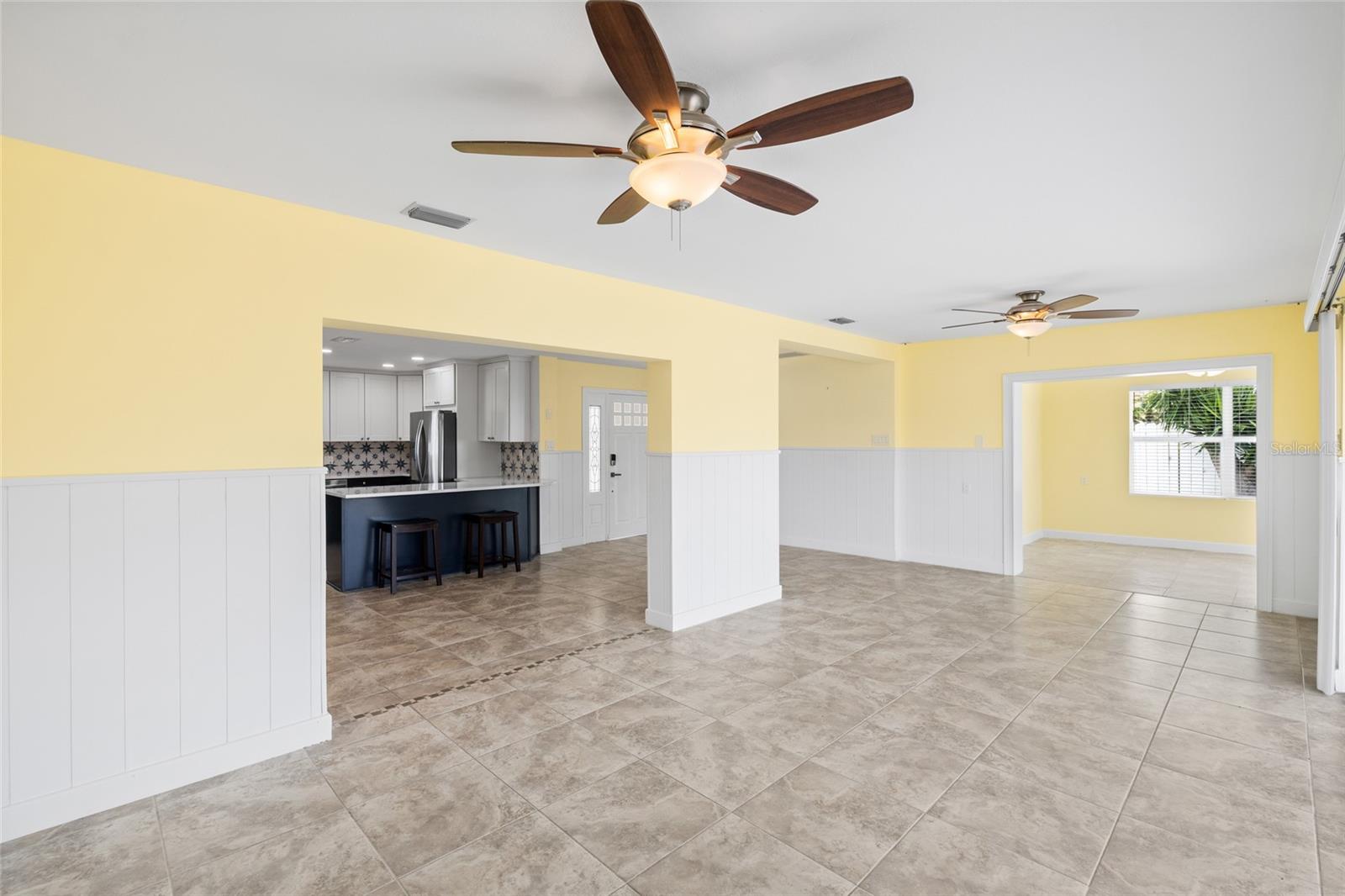 5541 BAYOU GRANDE BLVD NE, ST PETERSBURG, FL, 33703