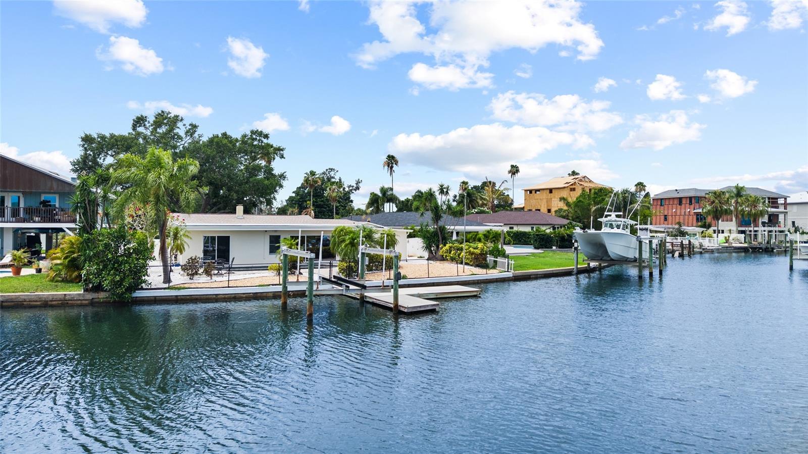 5541 BAYOU GRANDE BLVD NE, ST PETERSBURG, FL, 33703