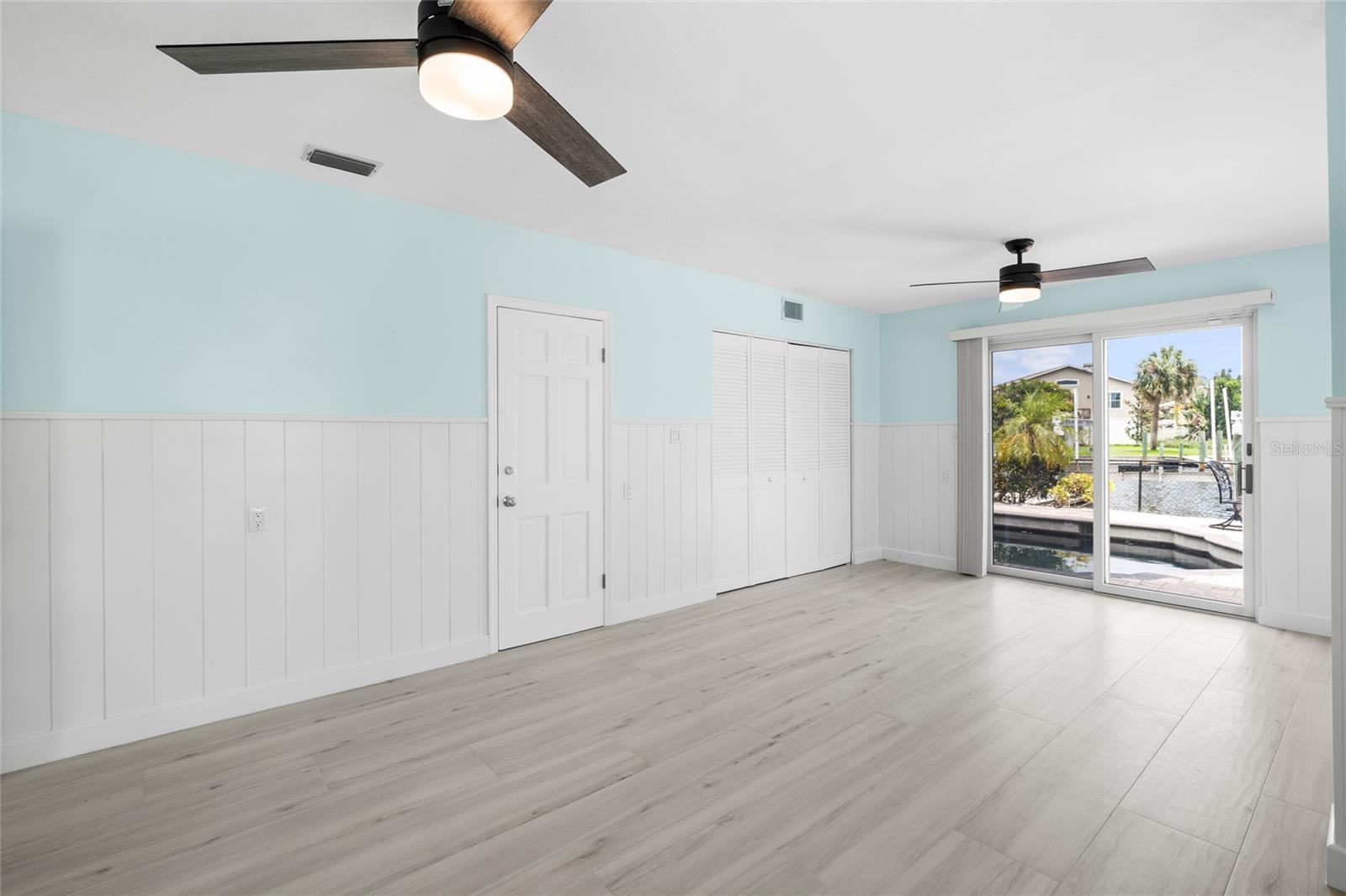 5541 BAYOU GRANDE BLVD NE, ST PETERSBURG, FL, 33703