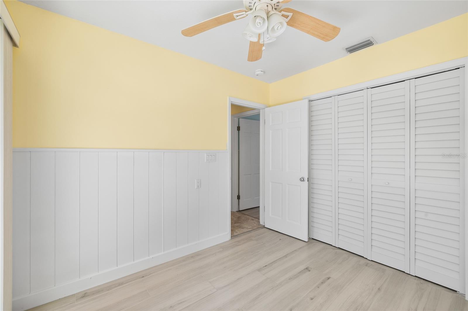 5541 BAYOU GRANDE BLVD NE, ST PETERSBURG, FL, 33703