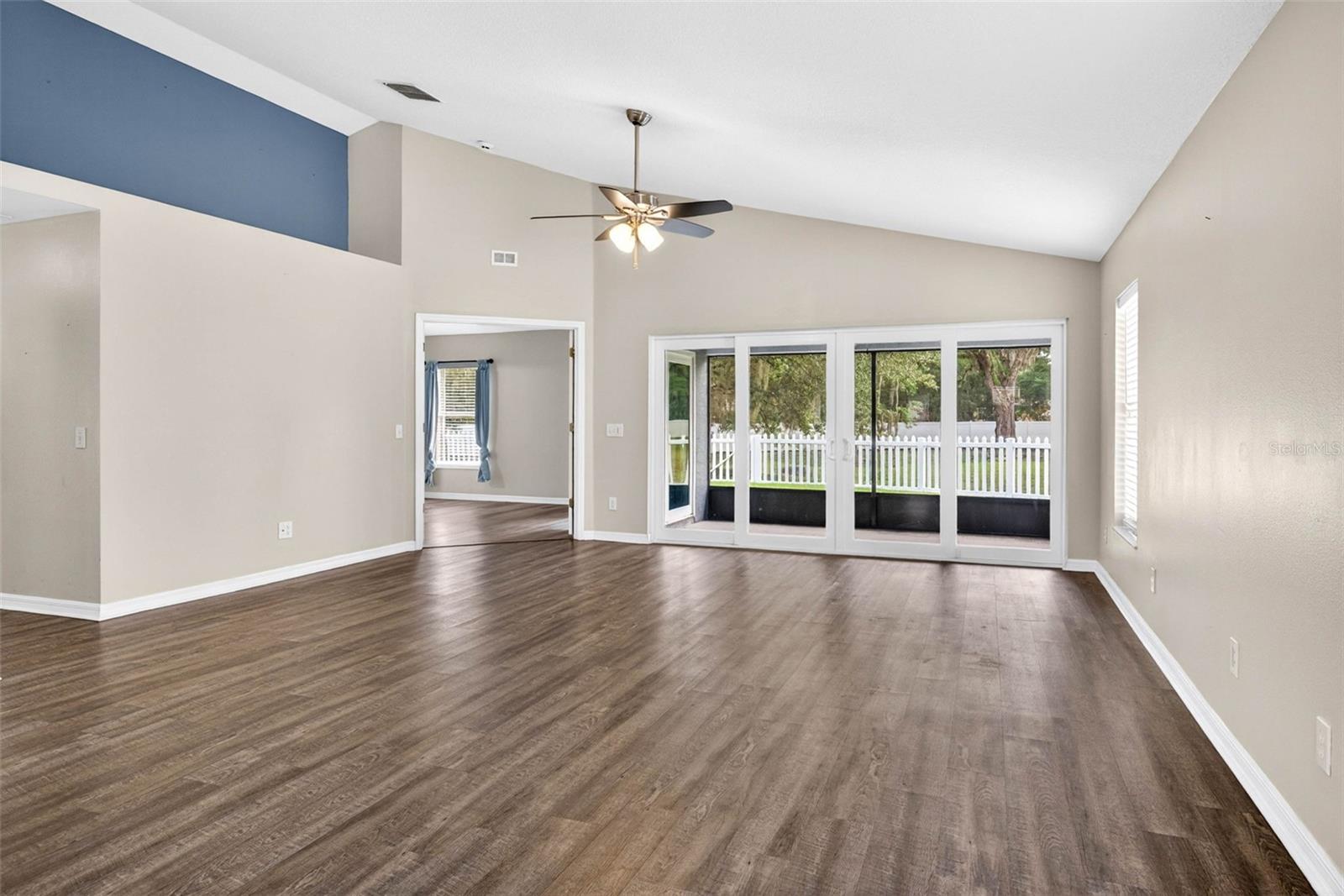 15826 STAGS LEAP DR, LUTZ, FL, 33559