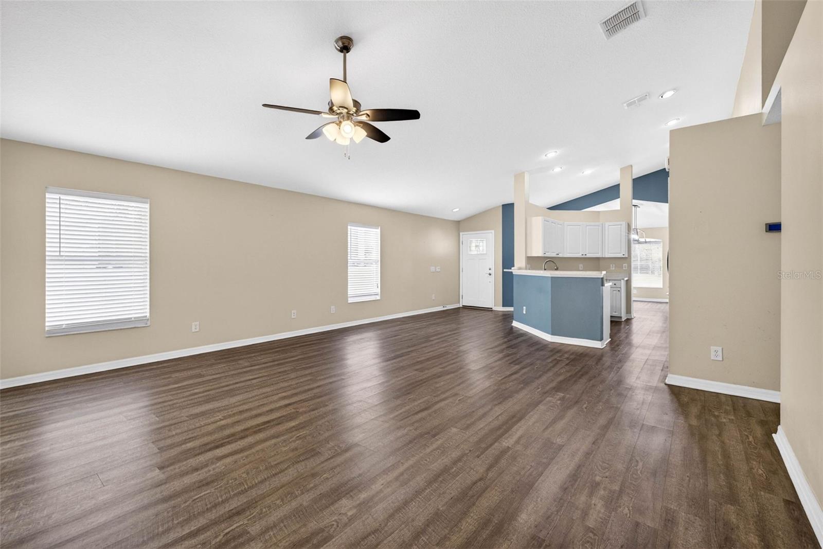15826 STAGS LEAP DR, LUTZ, FL, 33559