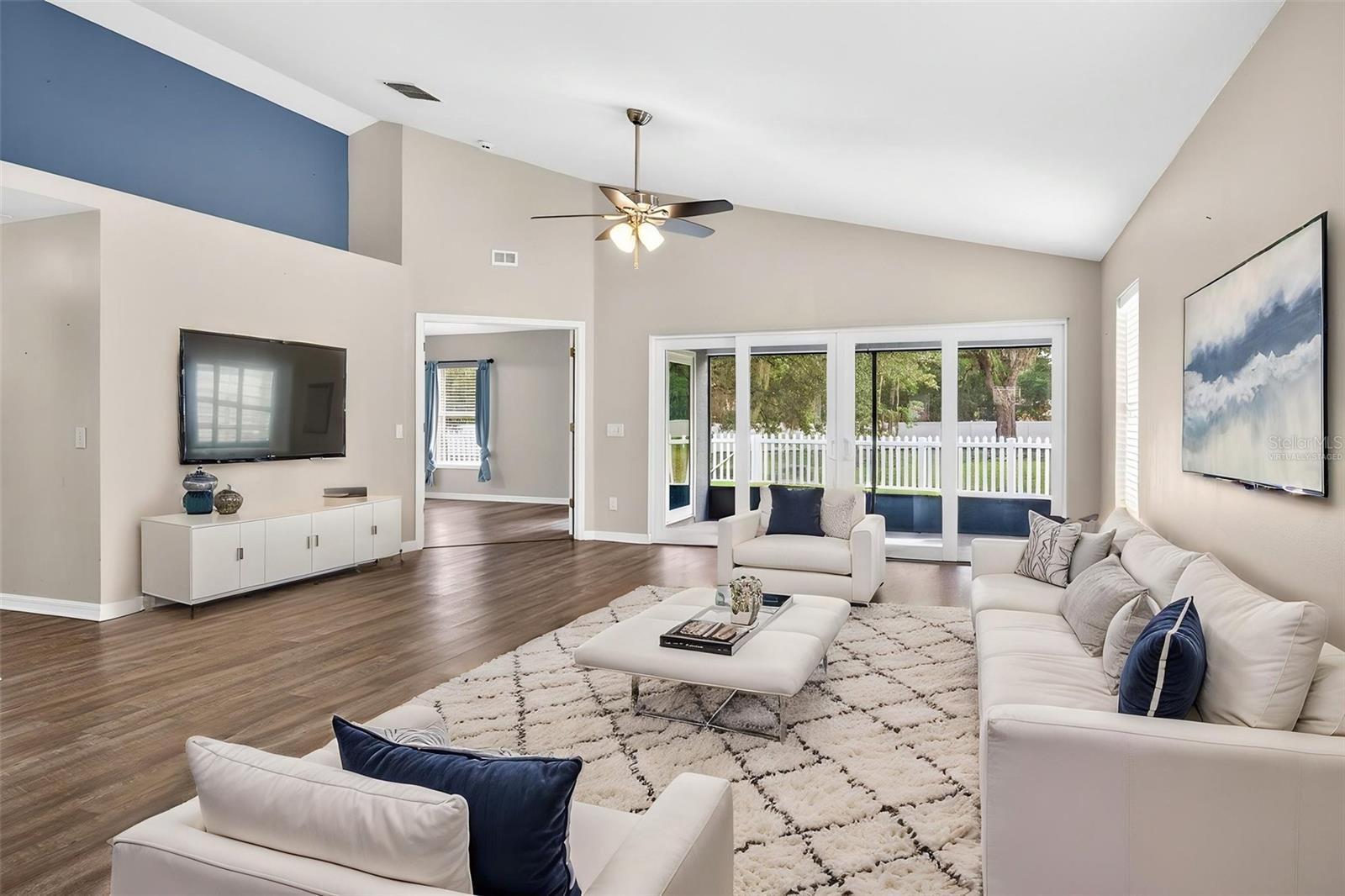 15826 STAGS LEAP DR, LUTZ, FL, 33559