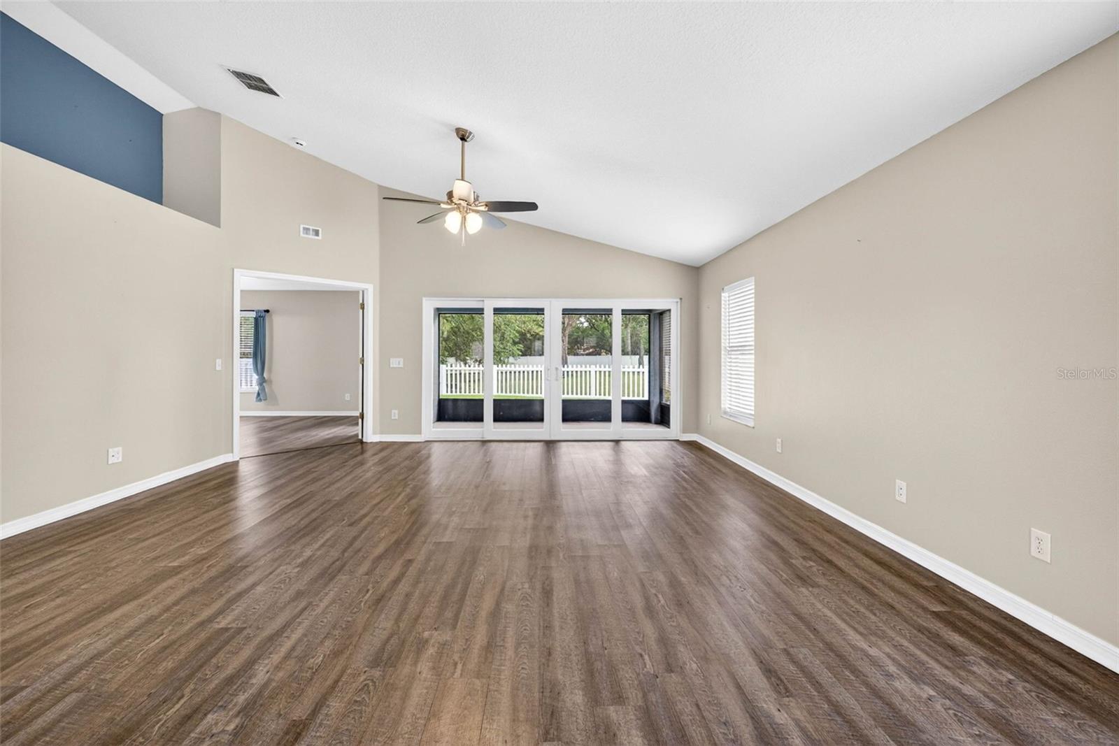 15826 STAGS LEAP DR, LUTZ, FL, 33559