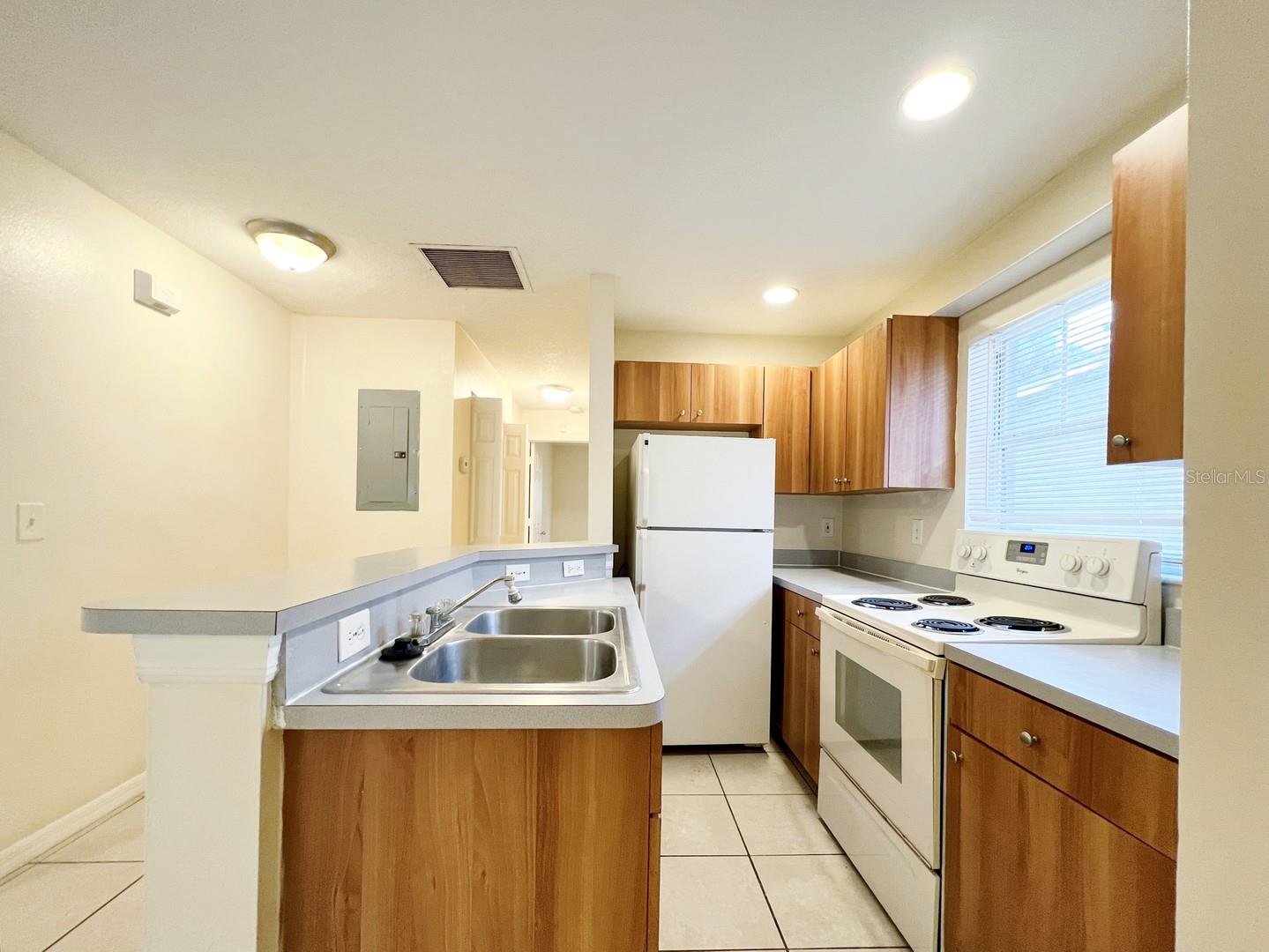 2407 E 17TH AVE #B, TAMPA, FL, 33605