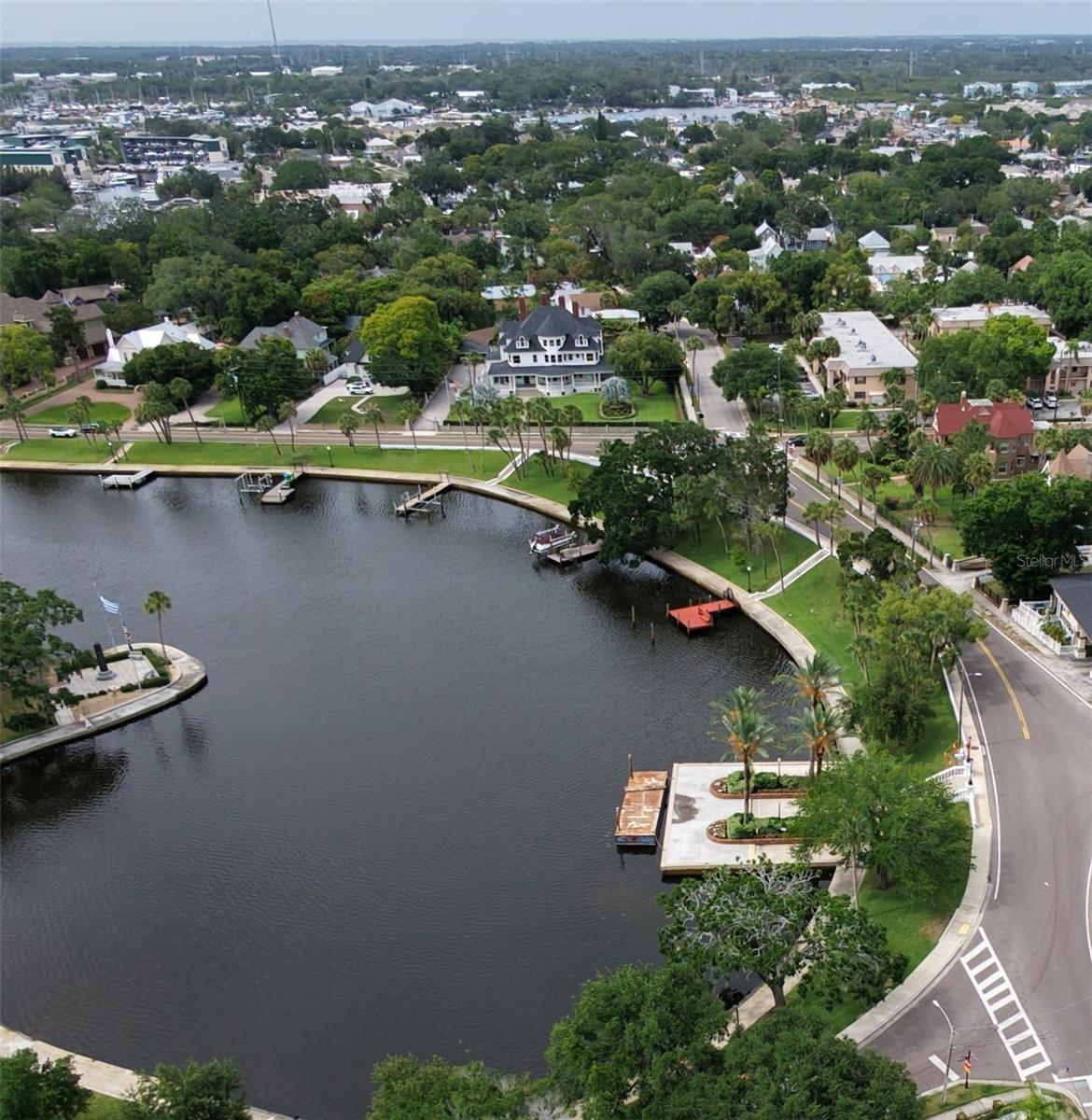 LEMON ST, TARPON SPRINGS, FL, 34689