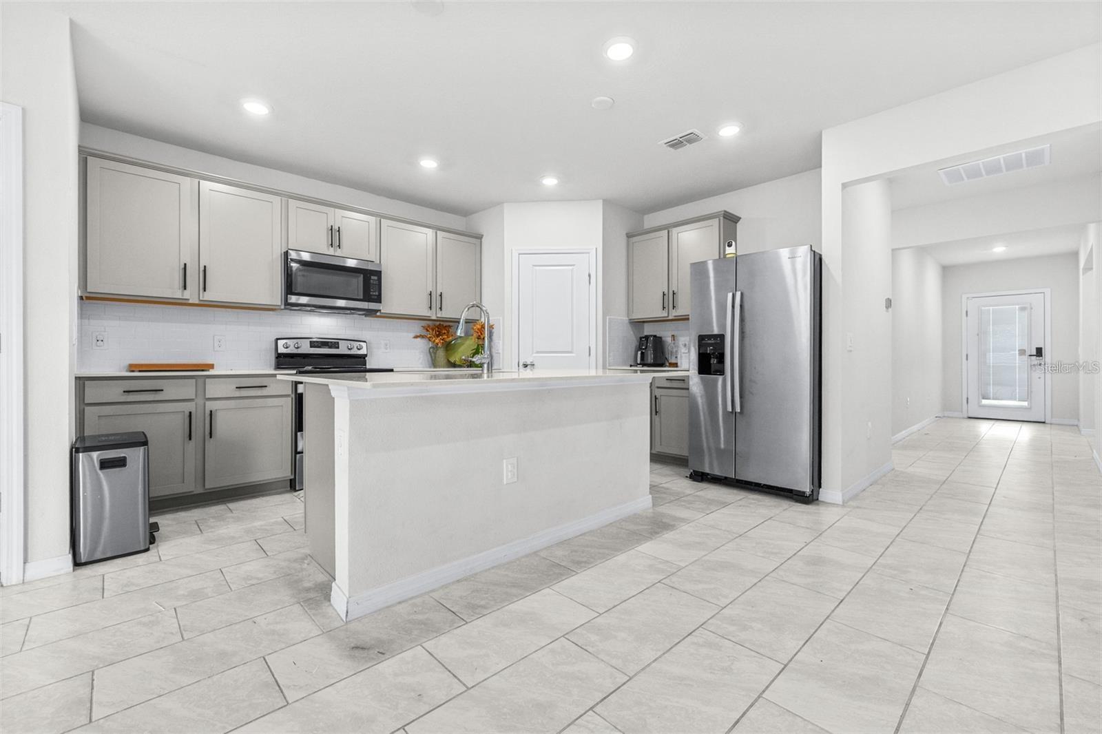 1050 MICHELANGELO LN, WINTER HAVEN, FL, 33884