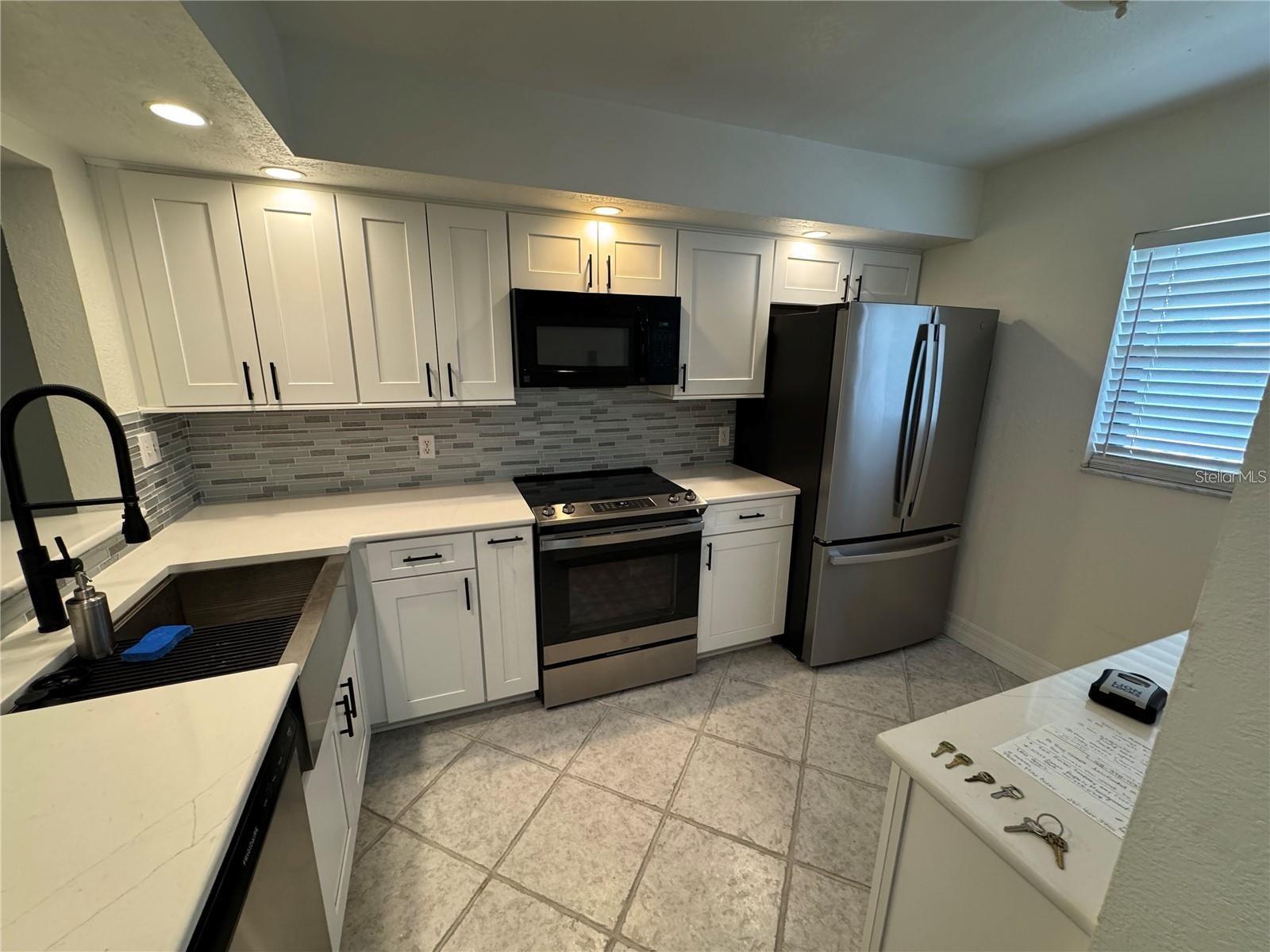 2275 S MCCALL RD #201, ENGLEWOOD, FL, 34224