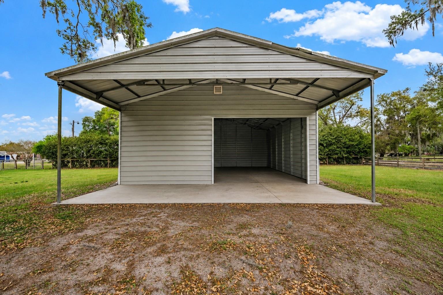 2101 LANIER RD, PLANT CITY, FL, 33565