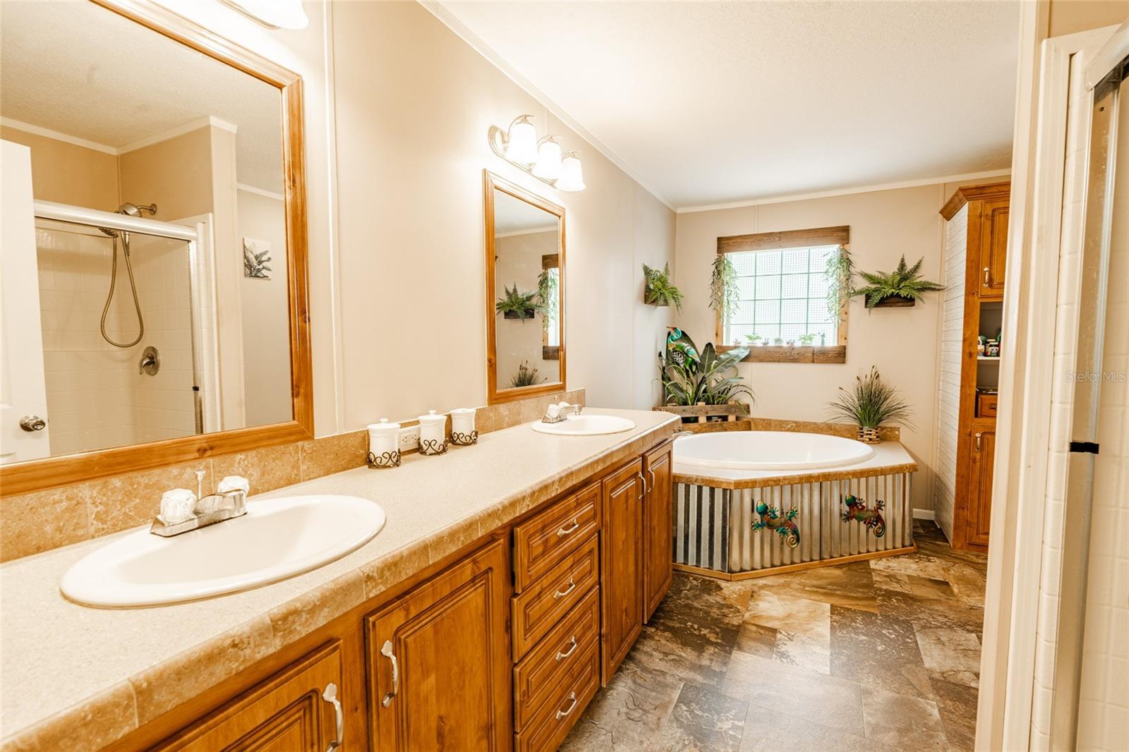 14002 BAY LAKE RD, GROVELAND, FL, 34736