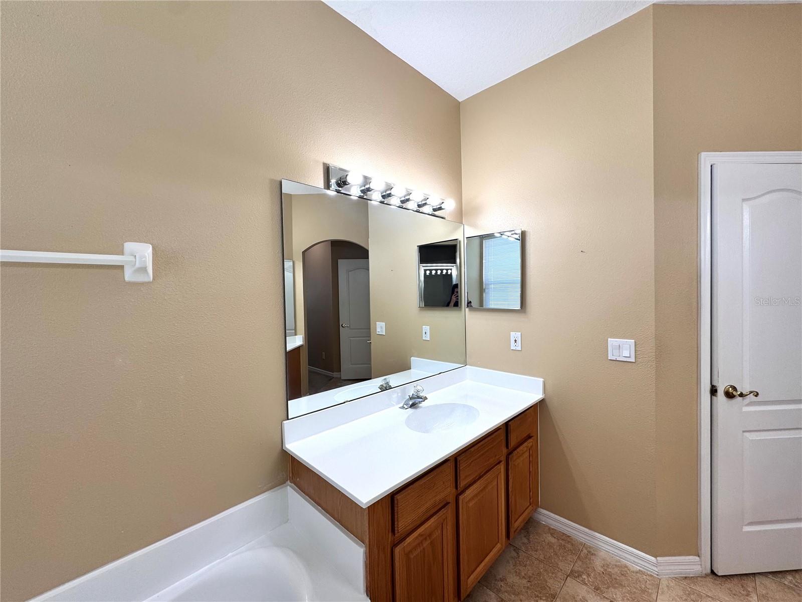 10118 SHORTWOOD LN, ORLANDO, FL, 32836