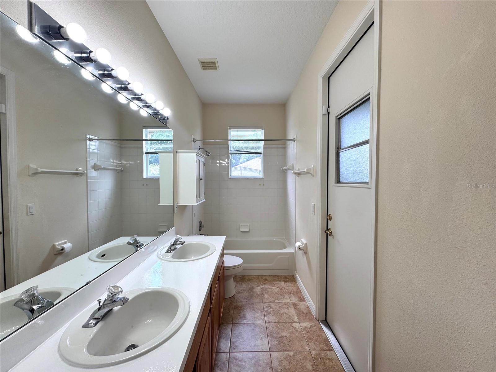 10118 SHORTWOOD LN, ORLANDO, FL, 32836