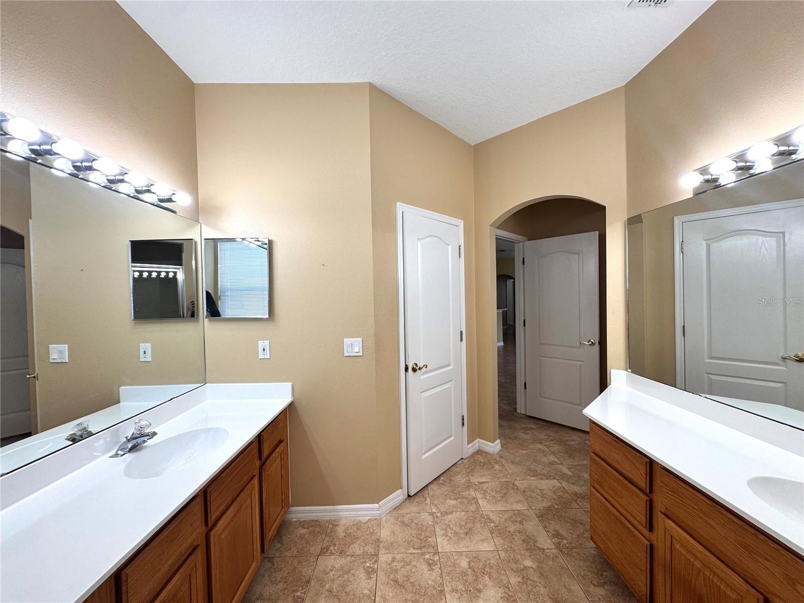 10118 SHORTWOOD LN, ORLANDO, FL, 32836