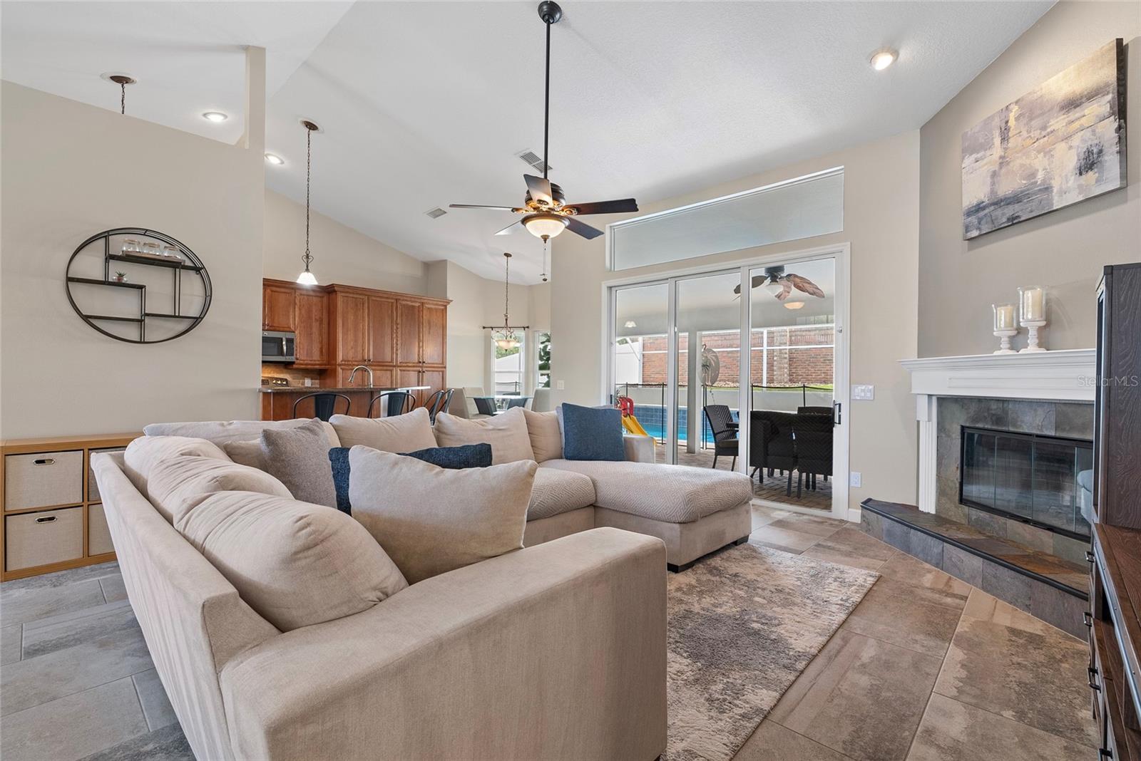 8473 ISLAND PALM CIR, ORLANDO, FL, 32835