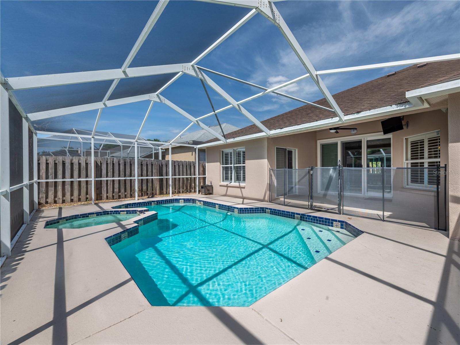 10333 ABBOTSFORD DR, TAMPA, FL, 33626