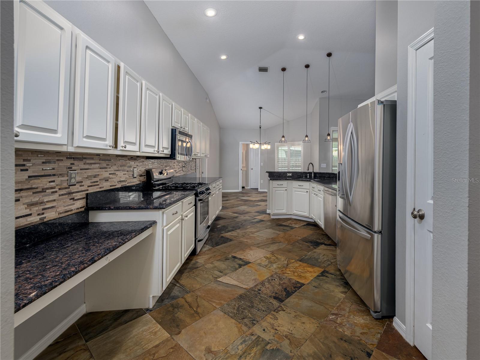 10333 ABBOTSFORD DR, TAMPA, FL, 33626