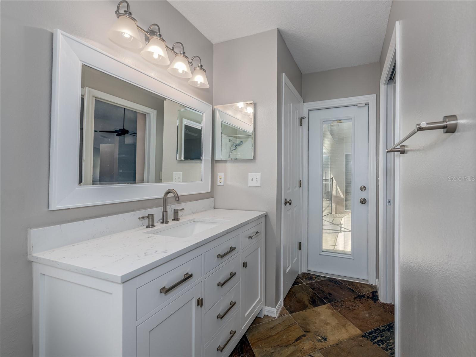 10333 ABBOTSFORD DR, TAMPA, FL, 33626