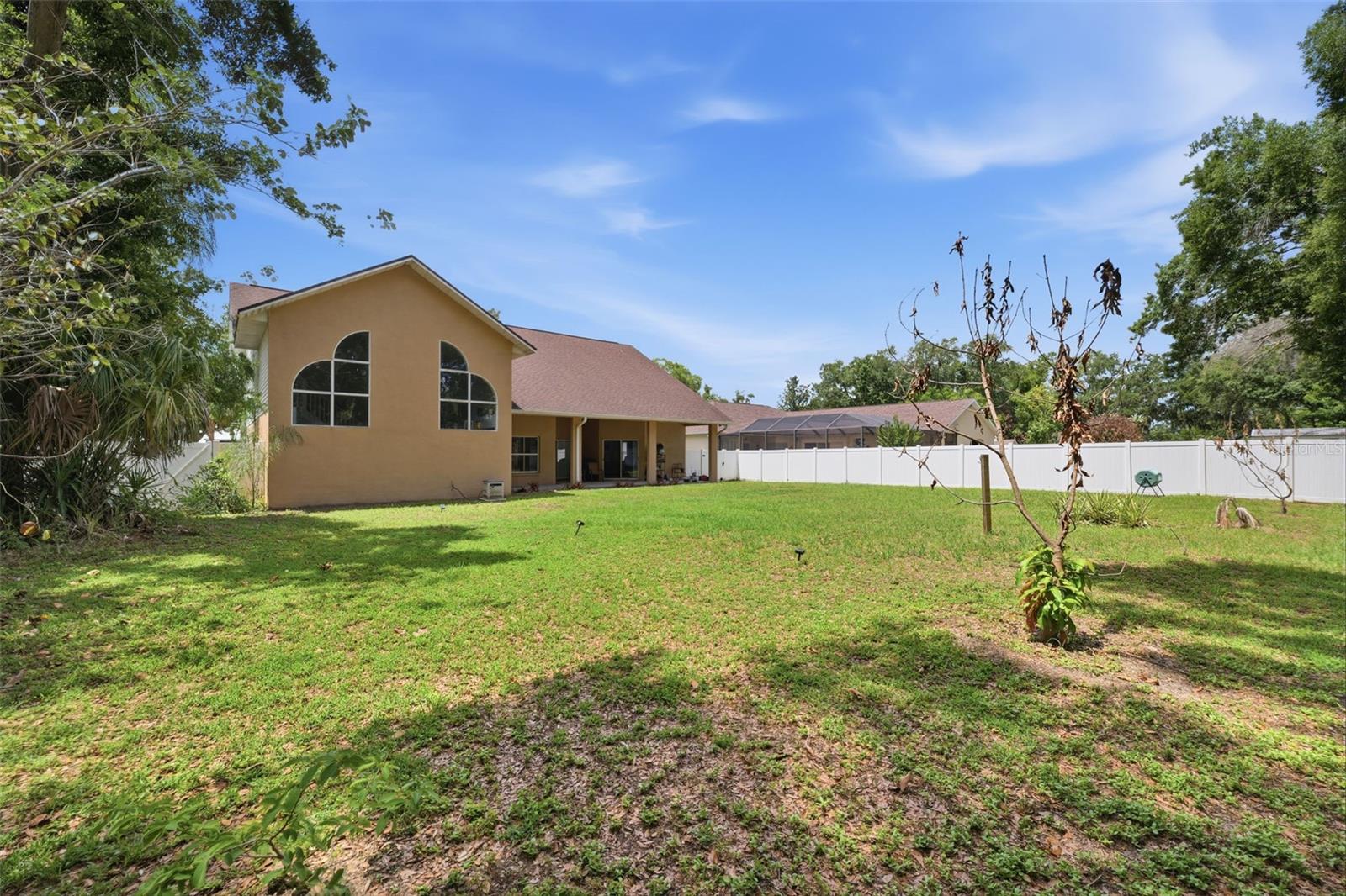 2112 HERITAGE CREST DR, VALRICO, FL, 33594