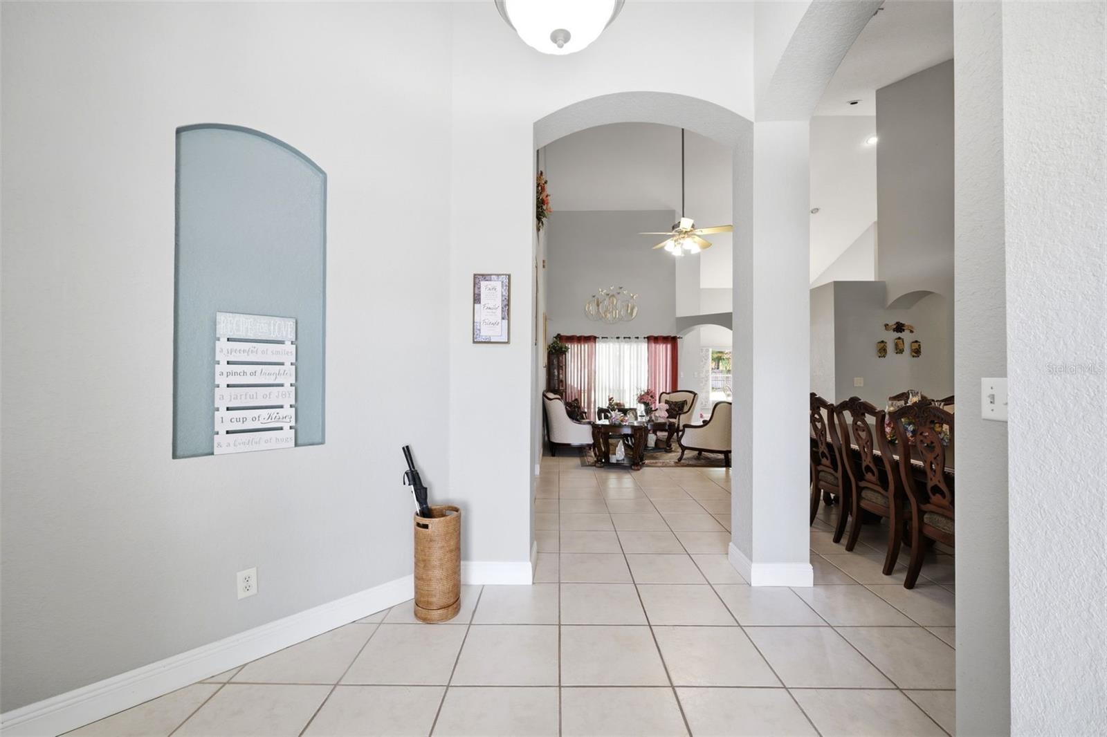 2112 HERITAGE CREST DR, VALRICO, FL, 33594