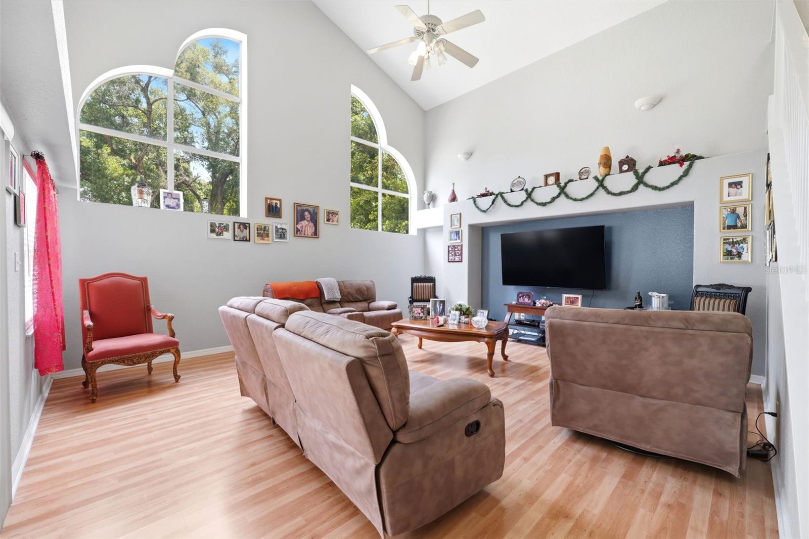 2112 HERITAGE CREST DR, VALRICO, FL, 33594