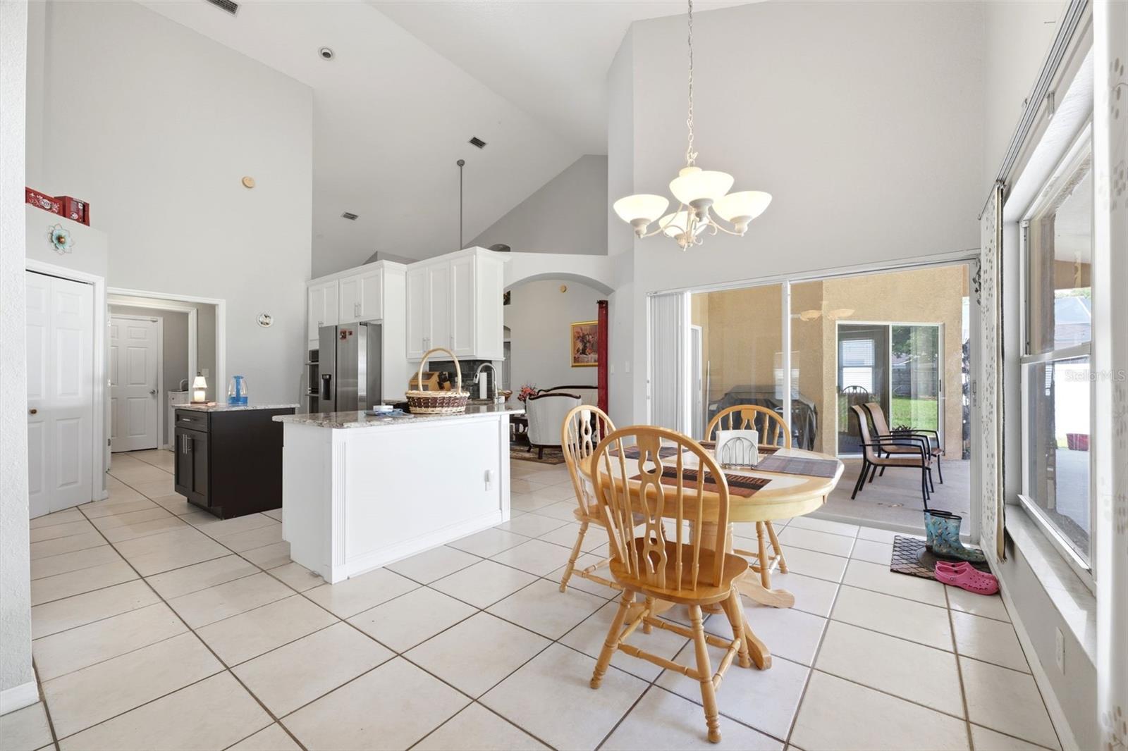 2112 HERITAGE CREST DR, VALRICO, FL, 33594