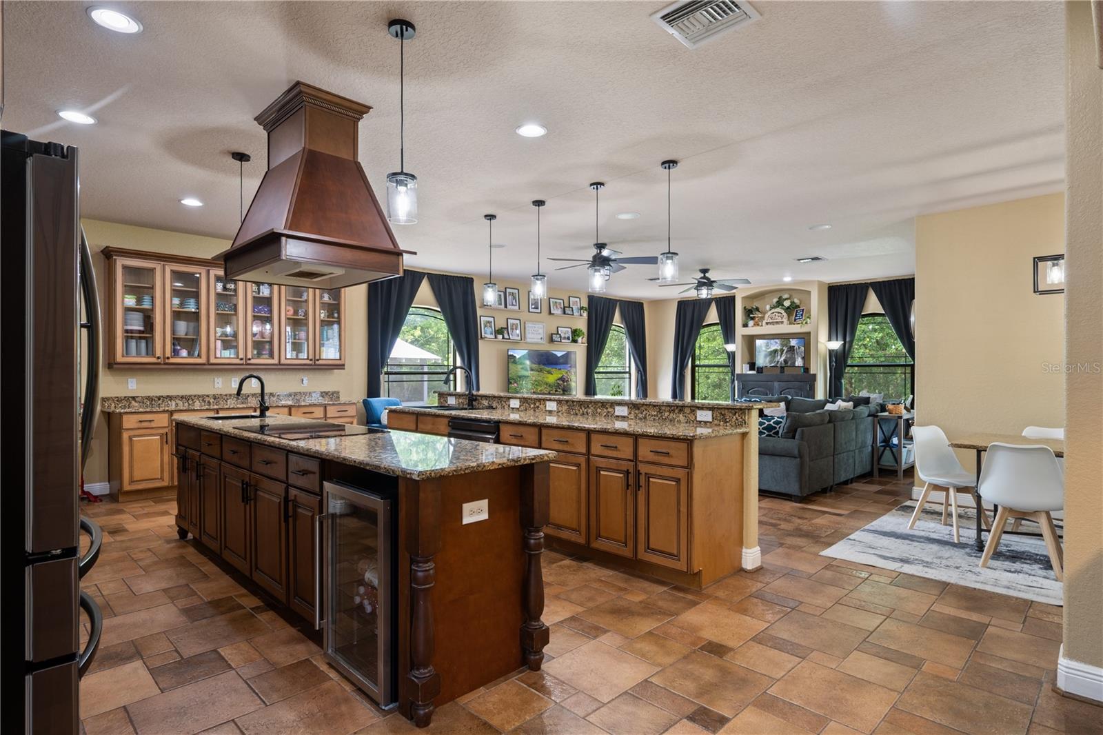 5920 EDGERTON AVE, ORLANDO, FL, 32833