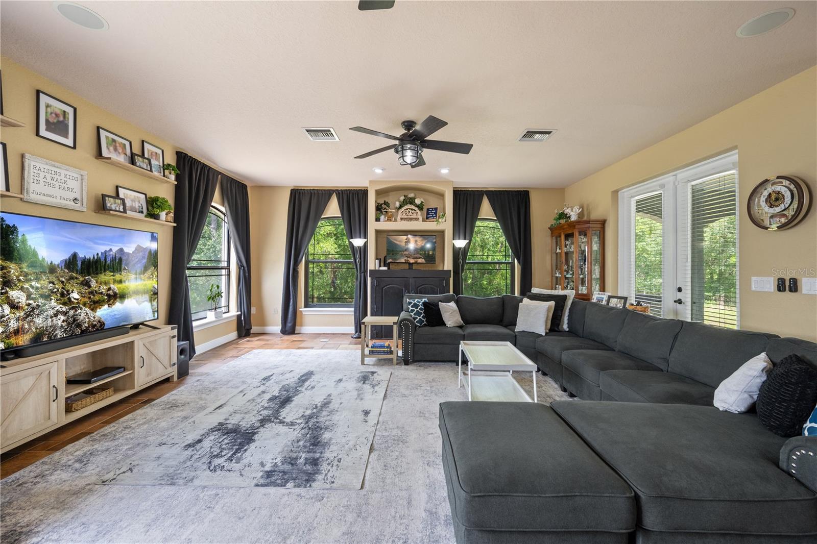 5920 EDGERTON AVE, ORLANDO, FL, 32833