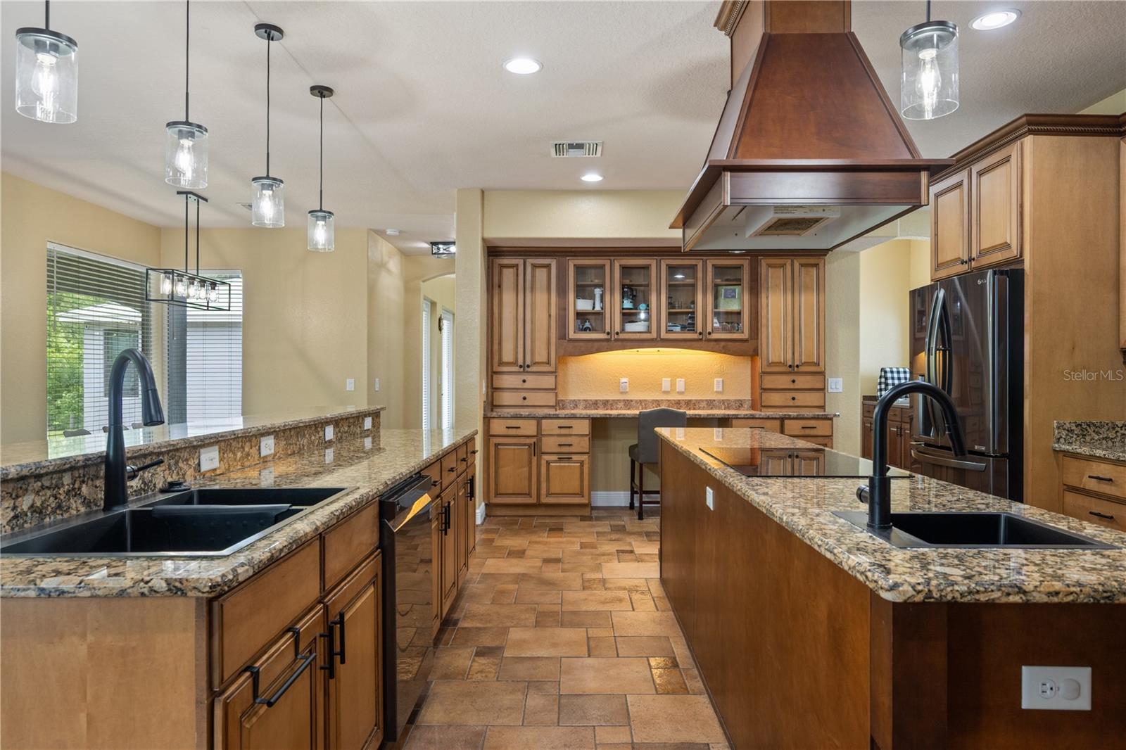5920 EDGERTON AVE, ORLANDO, FL, 32833