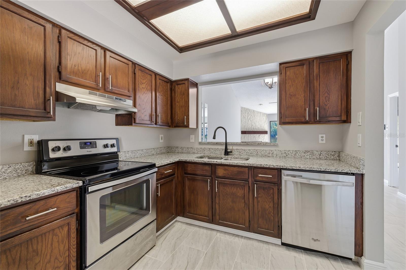 3962 MERMOOR DR, PALM HARBOR, FL, 34685