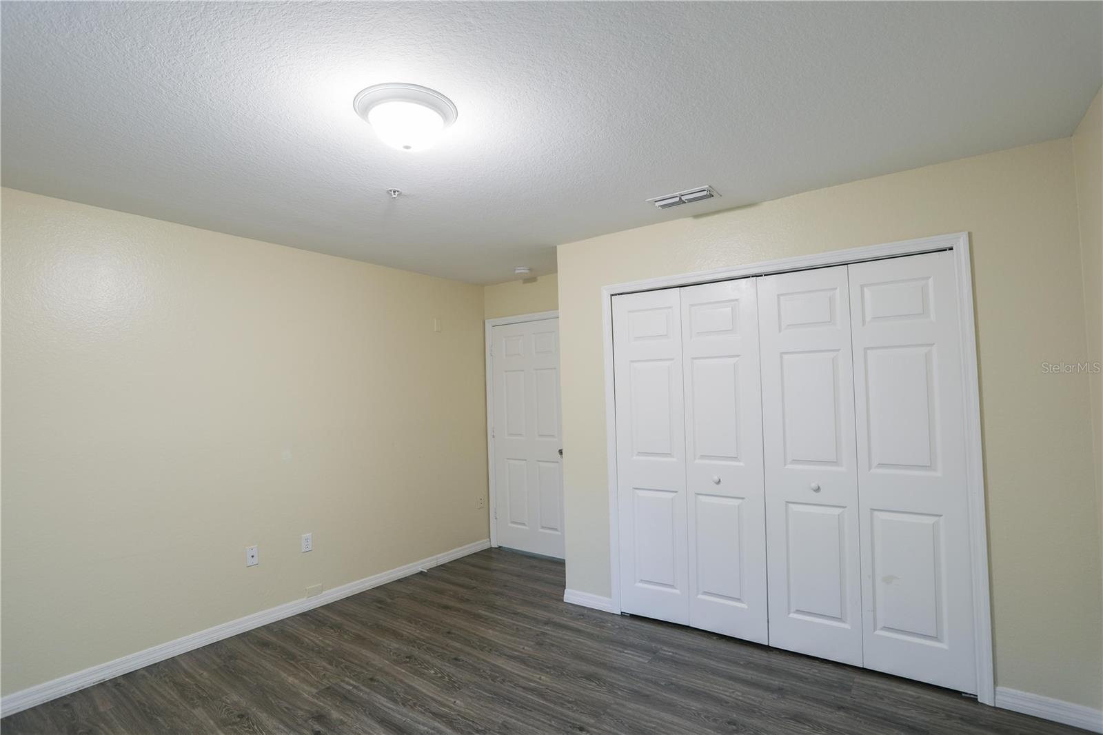 5451 VINELAND RD #2111, ORLANDO, FL, 32811