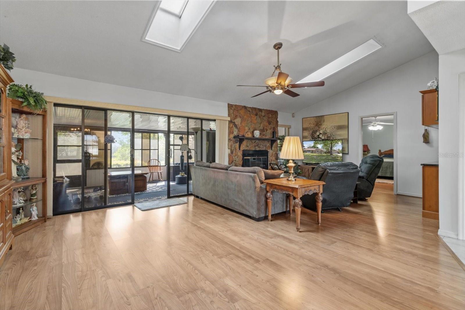 8921 S THOROUGHBRED PT, INVERNESS, FL, 34452