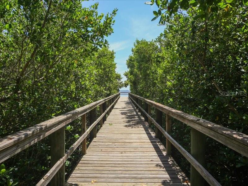 6228 CHAMPIONS ROW ST, BRADENTON, FL, 34210