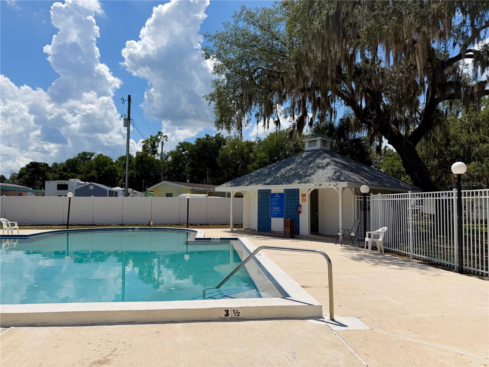 1300 CYPRESS COVE CT, INVERNESS, FL, 34450