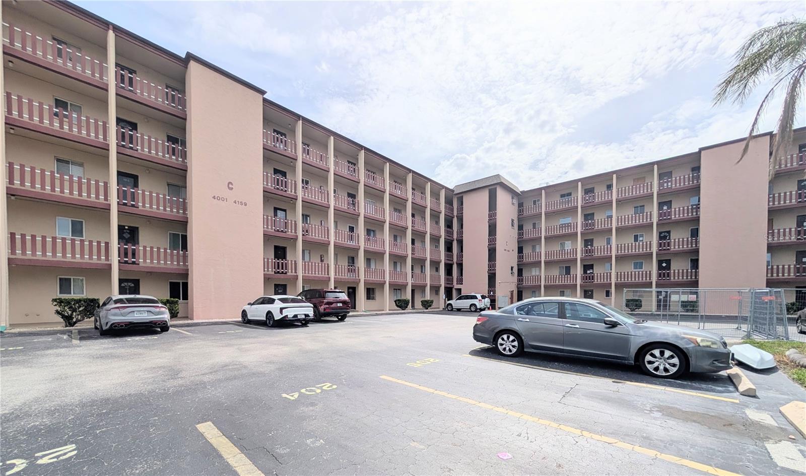 4129 LAKE BAYSHORE DR #C-501, BRADENTON, FL, 34205