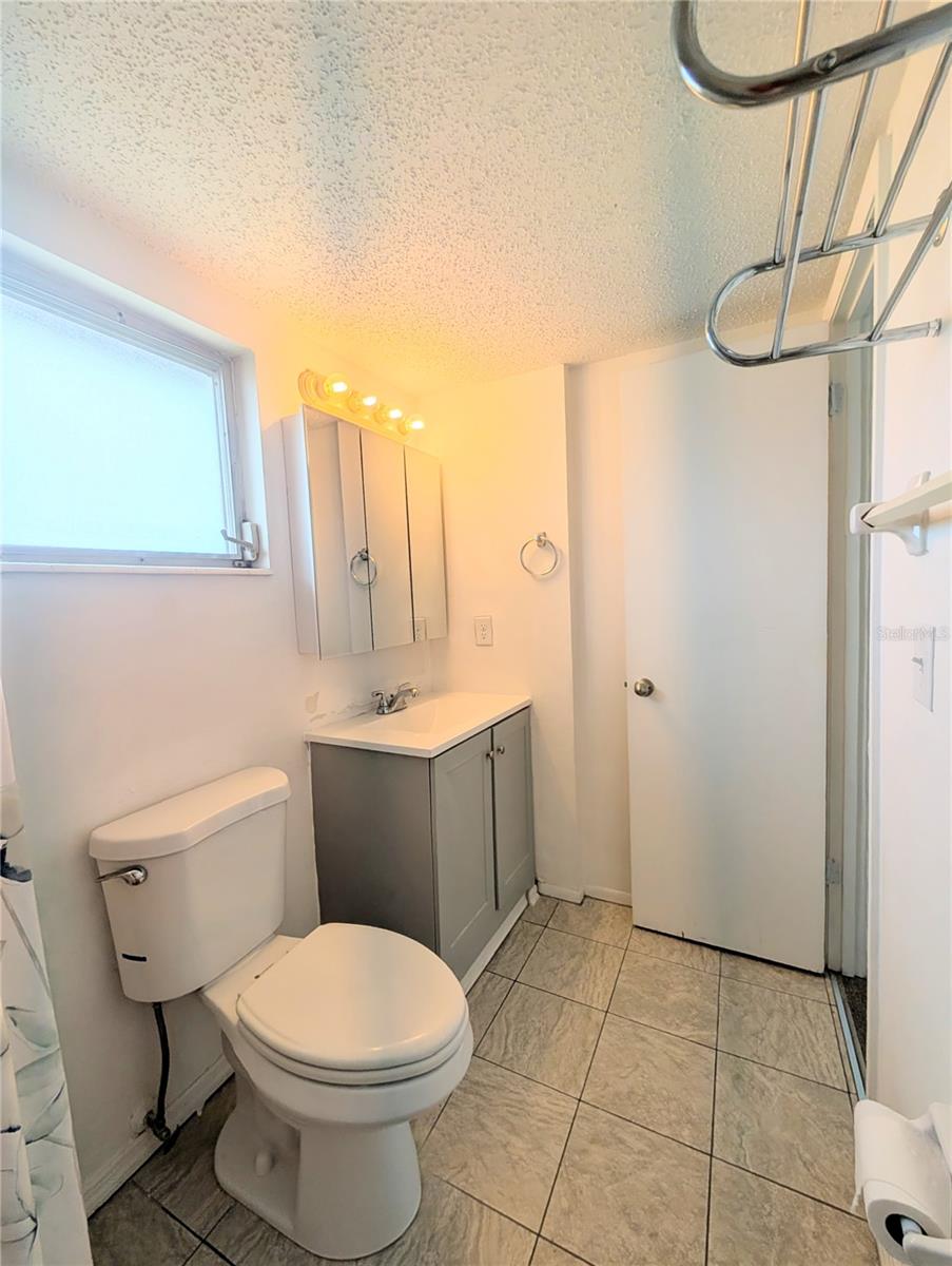 4129 LAKE BAYSHORE DR #C-501, BRADENTON, FL, 34205