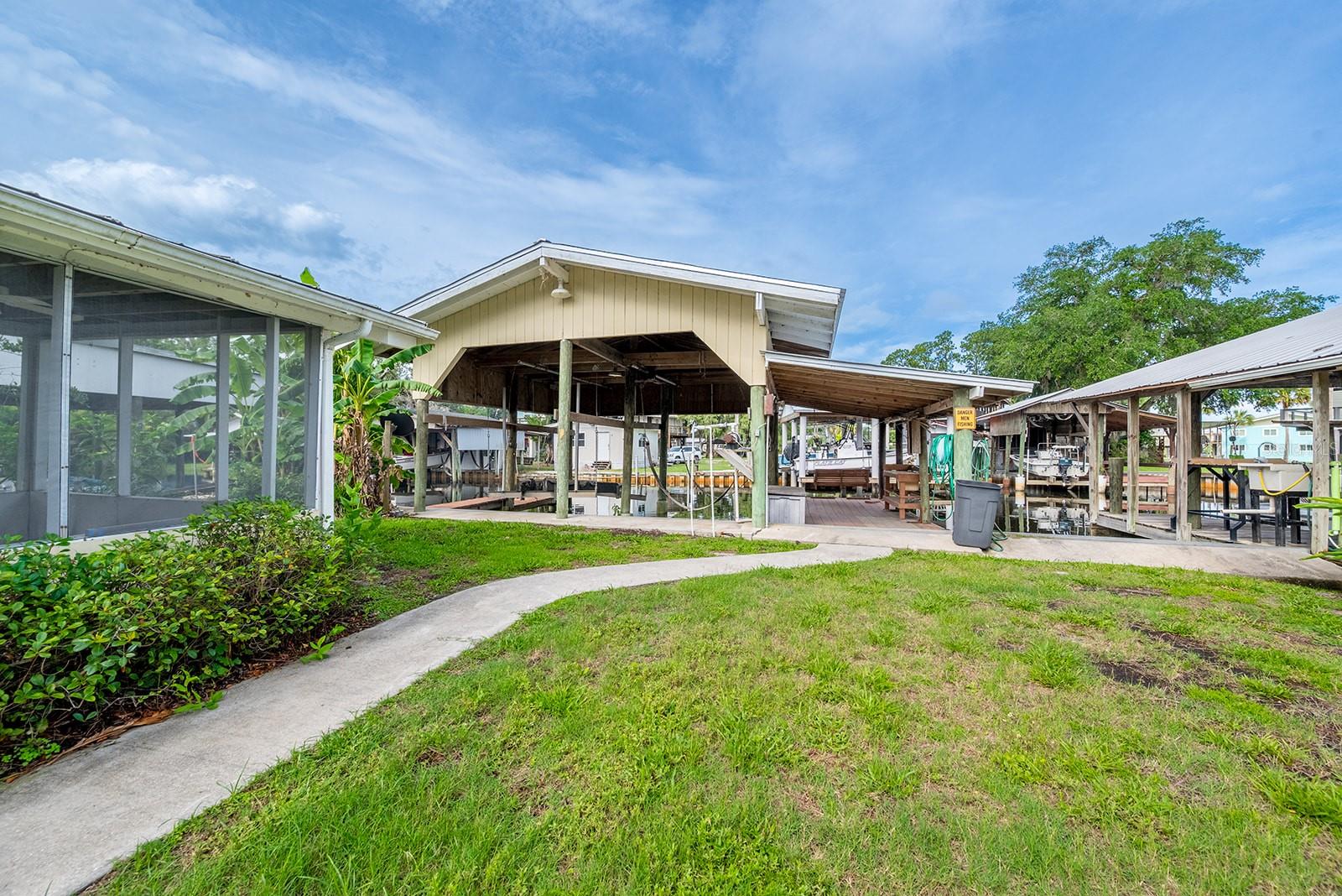 192 SE 241ST ST, SUWANNEE, FL, 32692