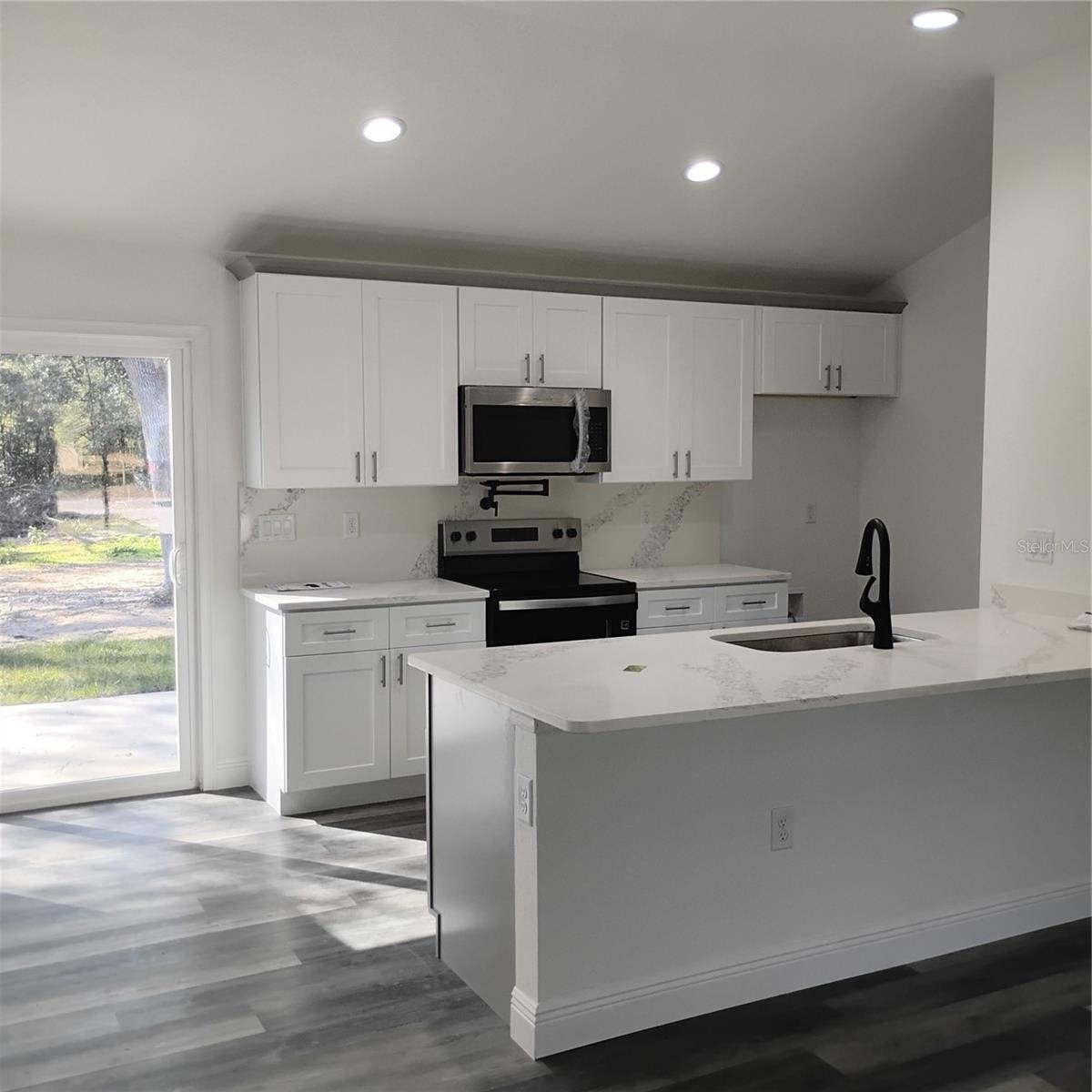 5925 SE 170TH CT, OCKLAWAHA, FL, 32179