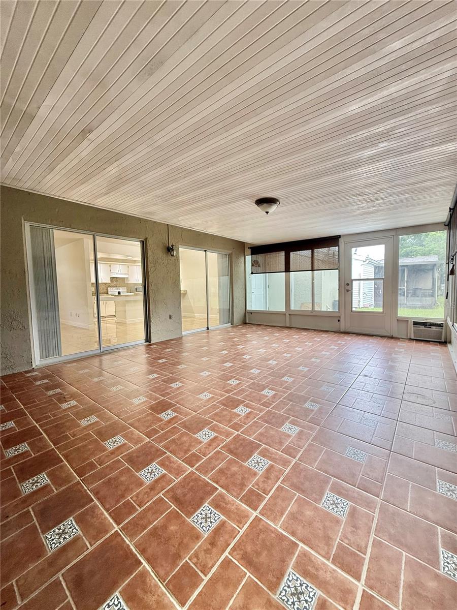 10508 LINGER LN, ORLANDO, FL, 32821