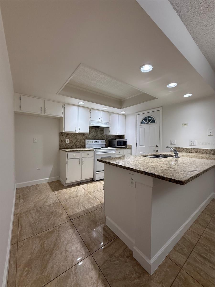 10508 LINGER LN, ORLANDO, FL, 32821