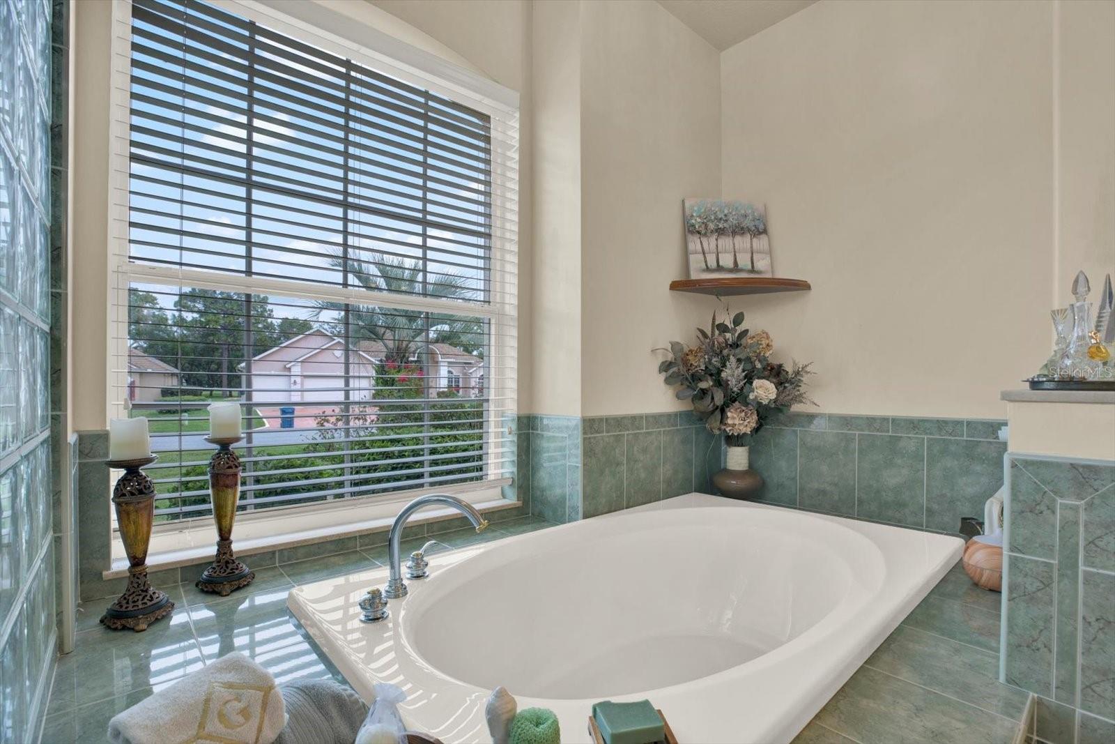 9234 GRAND CYPRESS DR, WEEKI WACHEE, FL, 34613