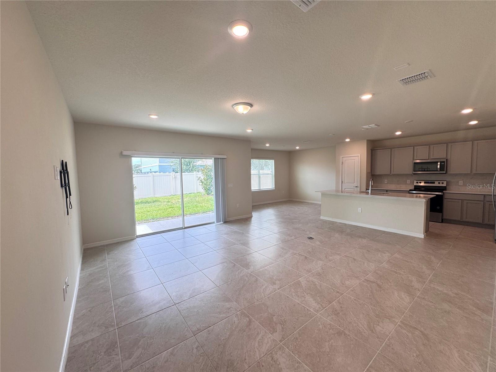 2003 ALLURING LN, DAVENPORT, FL, 33896