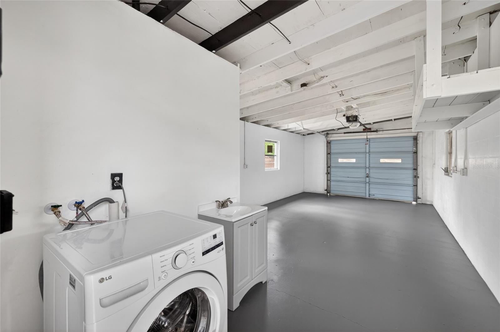 679 71ST AVE NORTH AVE N, ST PETERSBURG, FL, 33702